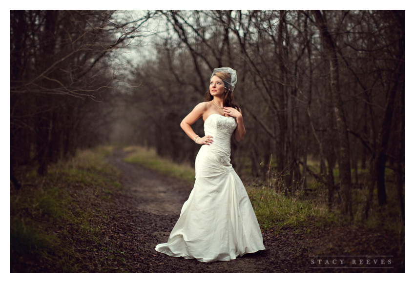 bridal session photos of Abigail Abby Wilder Boatwright at River Legacy Park in Arlington by Dallas wedding photographer Stacy Reeves