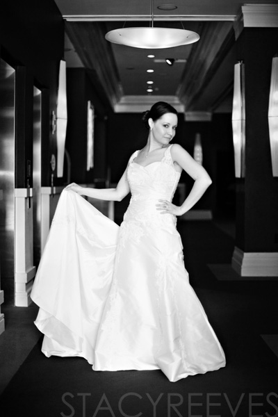 Bridal session of Angela Angie Ellis at the Alden Houston Hotel in downtown Houston Texas by Dallas wedding photographer Stacy Reeves
