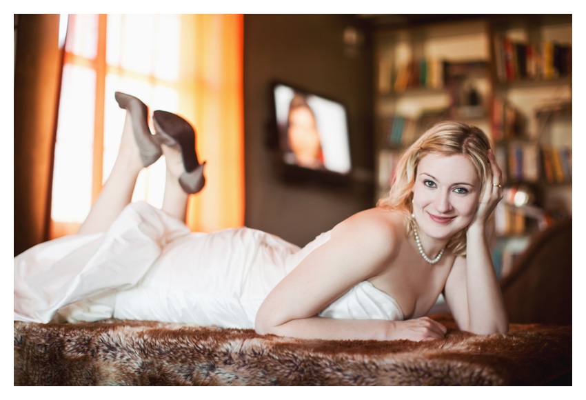 Bridal portrait session at NYLO Hotel in Plano by Dallas wedding photographer Stacy Reeves