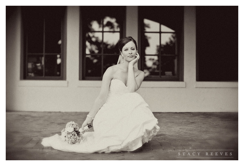 bridal session of Heather Patterson at Shadow Hawk Golf Club and Houstonian Golf and Country Club in Richmond Texas by Dallas wedding photographer Stacy Reeves