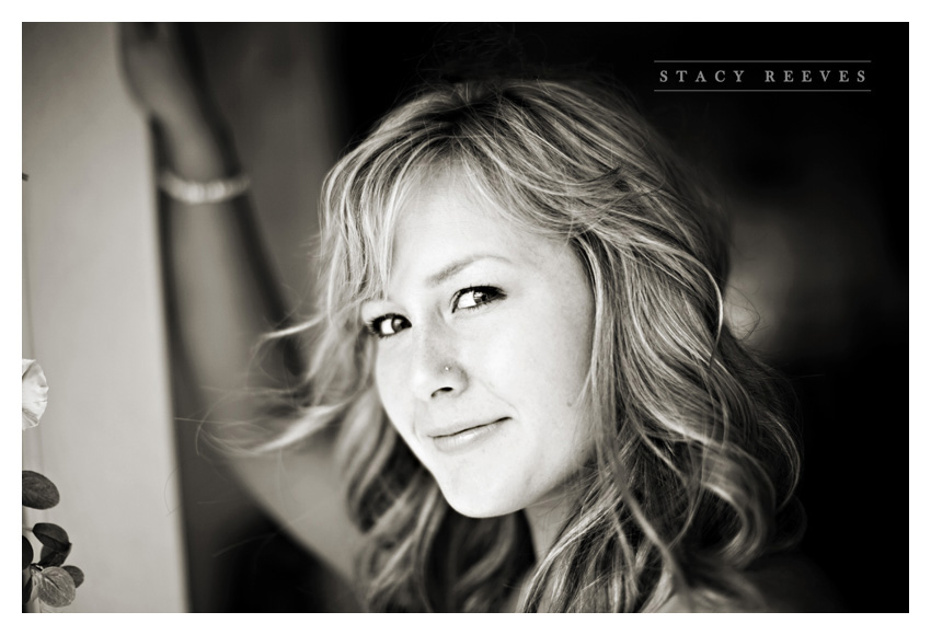 Bridal photos of Jenny Burdett Fain at Ever After Chapel in Aubrey Texas by Dallas wedding photographer Stacy Reeves