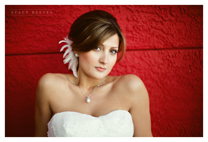 bridal session of Stacy Bilnoski at Omni Houston by Dallas wedding photographer Stacy Reeves