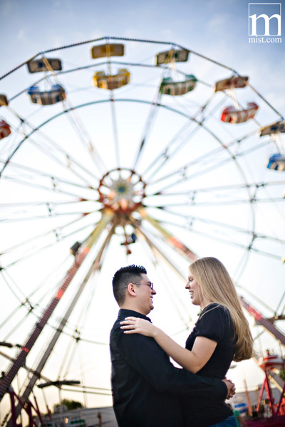 Engagement session of Allison Tacquard and Matthew Lynn in The Woodlands near Houston Texas by Dallas wedding photographer Stacy Reeves