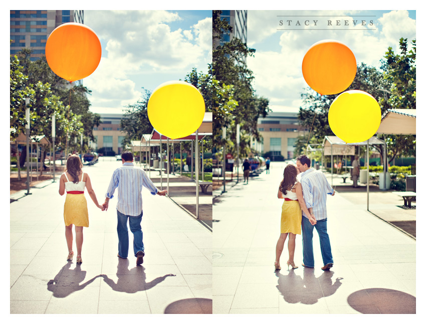 Engagement session of Jamie Riley and Garrett Roy at Discovery Green park in Houston by Dallas wedding photographer Stacy Reeves