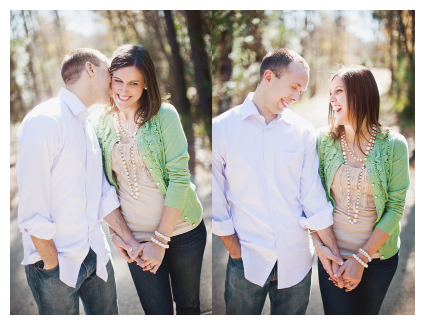 engagement session of Lindsey Barrett and Chris Mudge in The Woodlands Texas by wedding photographer Stacy Reeves