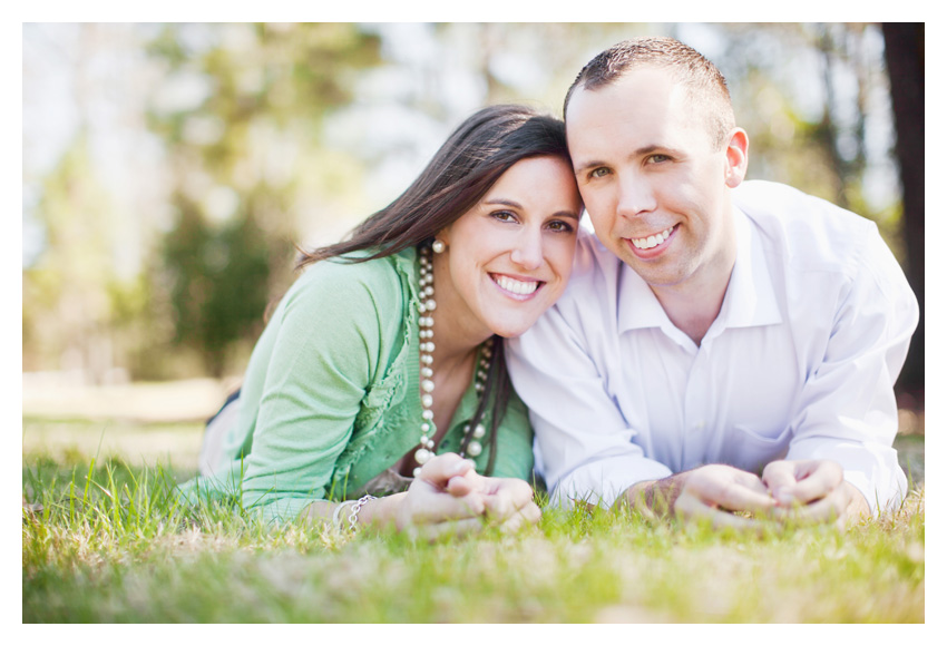 engagement session of Lindsey Barrett and Chris Mudge in The Woodlands Texas by Fort Worth wedding photographer Stacy Reeves