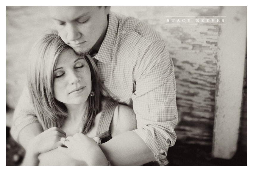 engagement portrait session of Stephanie Bostwick and Tim Hess in Plano Texas by Dallas wedding photographer Stacy Reeves