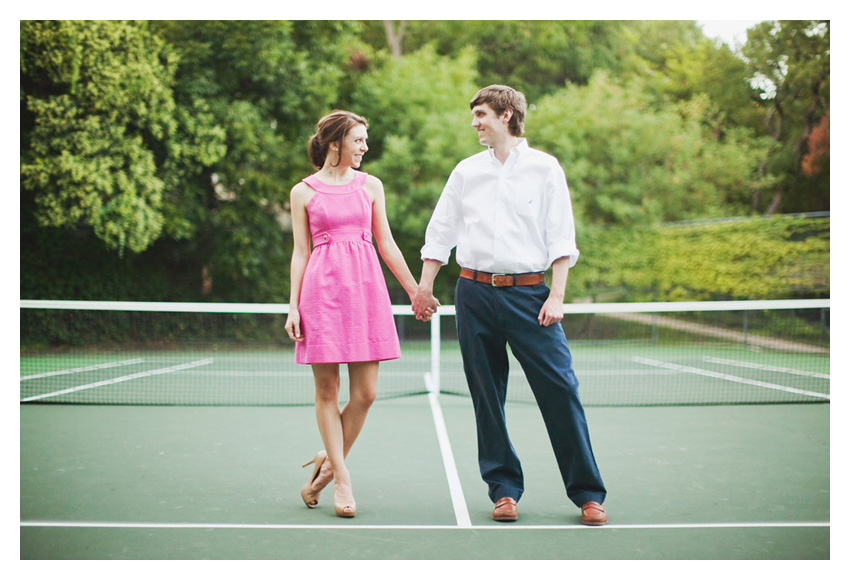 Picnic beach cruiser engagement session of Shannon Crain and Will in Highland Park Texas by Dallas wedding photographer Stacy Reeves