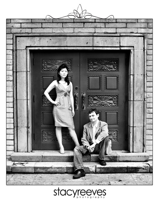 engagement session of Zi Ling and Gary Lichliter at the Las Colinas Canals by Dallas wedding photographer Stacy Reeves