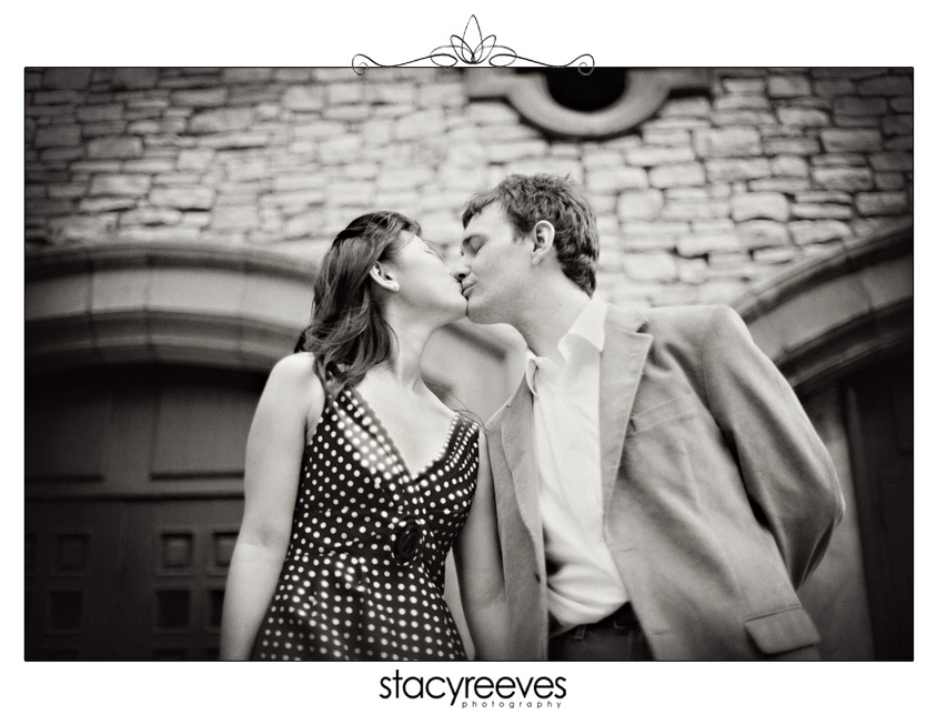 engagement session of Zi Ling and Gary Lichliter at the Las Colinas Canals by Dallas wedding photographer Stacy Reeves