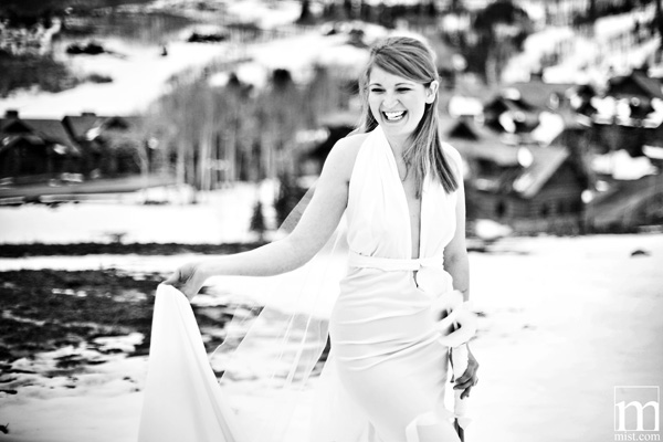Bridal portrait session of Juls Sharpley in Vail Colorado near Denver and Breckenridge and Keystone by Dallas Texas destination wedding photographer Stacy Reeves