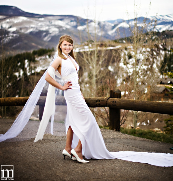 Bridal portrait session of Juls Sharpley in Vail Colorado near Denver and Breckenridge and Keystone by Dallas Texas destination wedding photographer Stacy Reeves