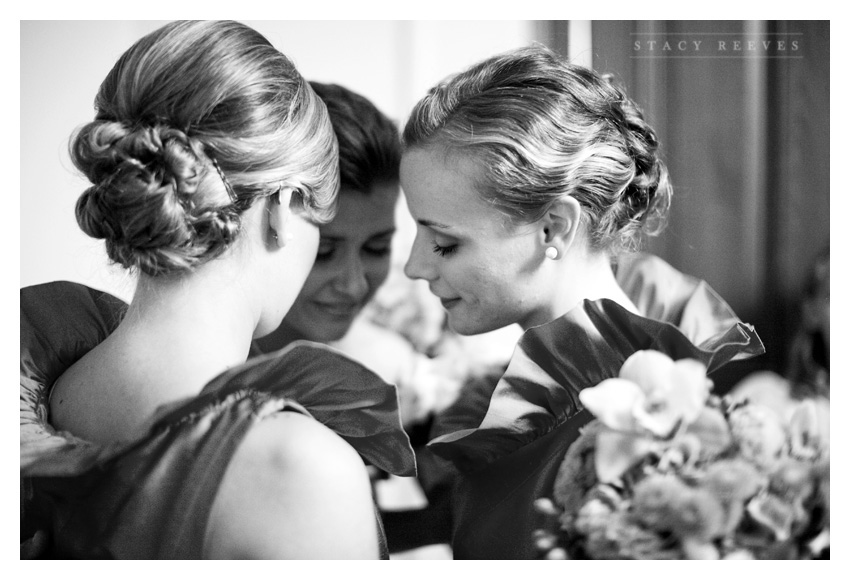 wedding photos of Ashley Edrington and Matt Ashbaugh at Lakewood Country Club by Dallas Wedding Photographer Stacy Reeves