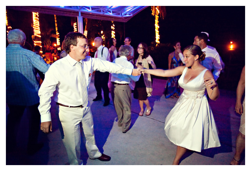 wedding of Ali Arostegui and Robert Rob Adams in Coral Gables near Miami by Dallas wedding photographer Stacy Reeves