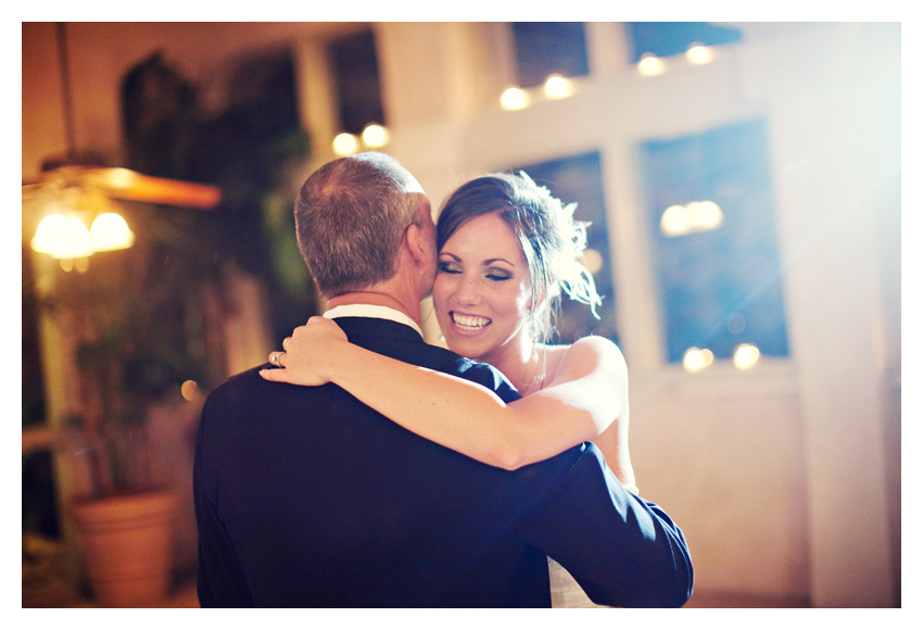 Wedding photo portraits of Autumn Noelle Boatwright and Simon Harston at Villa Antonia in Austin on Lake Travis by Dallas wedding photographer Stacy Reeves