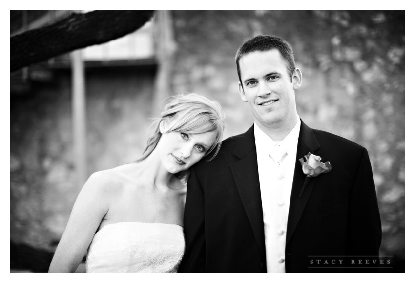 Wedding of Courtney Skains and Brian Ray at McDavid Studio by Dallas wedding photographer Stacy Reeves