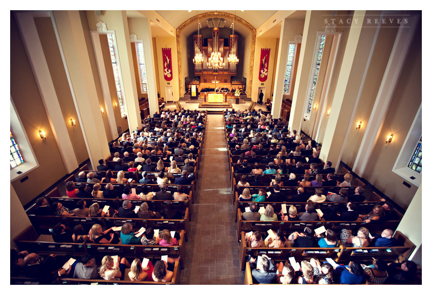 wedding of Caroline Boyd and Todd Cumbie at University Park United Methodist Church by Dallas wedding photographer Stacy Reeves