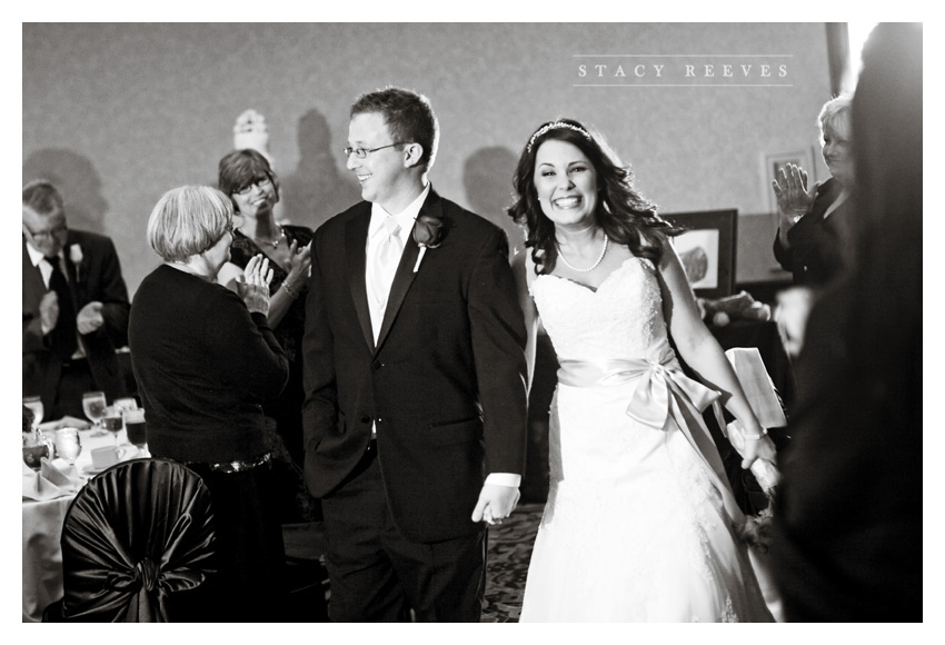 Aggie wedding of Darby Ketterman and Mark Zahradnik in College Station by Dallas wedding photographer Stacy Reeves