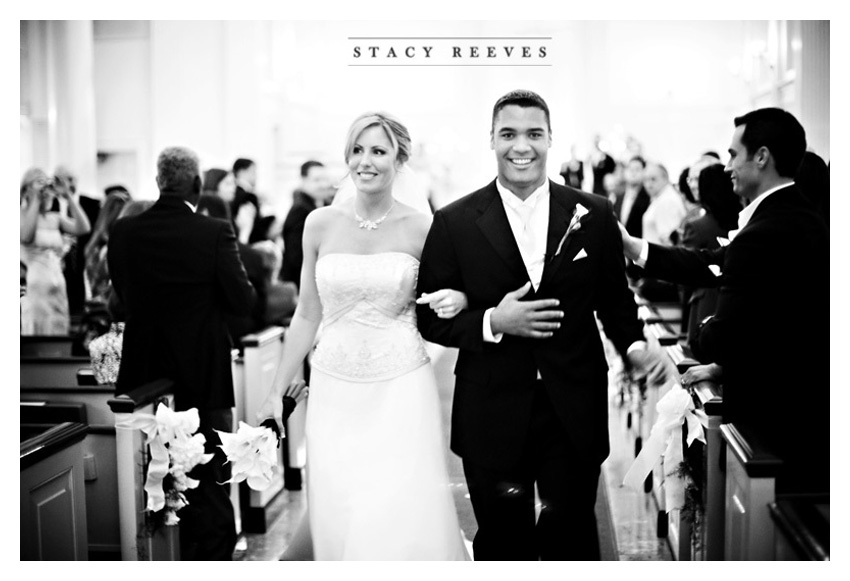 wedding of erin hartnett and adrian lewis in downtown fort ft. worth at the TCU Robert Carr chapel and Renaissance Worthington hotel by Dallas wedding photographer Stacy Reeves