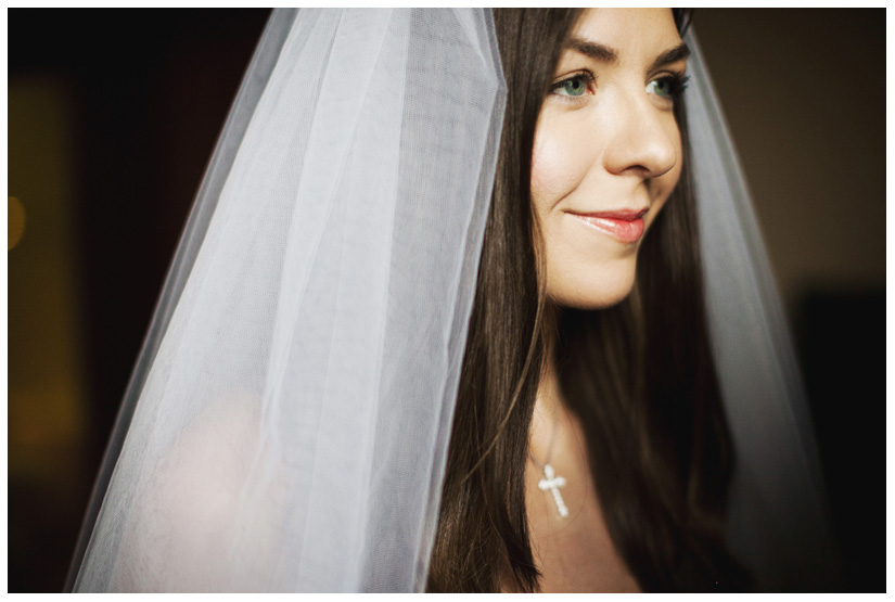 destination wedding of Erin Mazur and Tyler Hufstetler in Dublin Ireland by destination wedding photographer Stacy Reeves