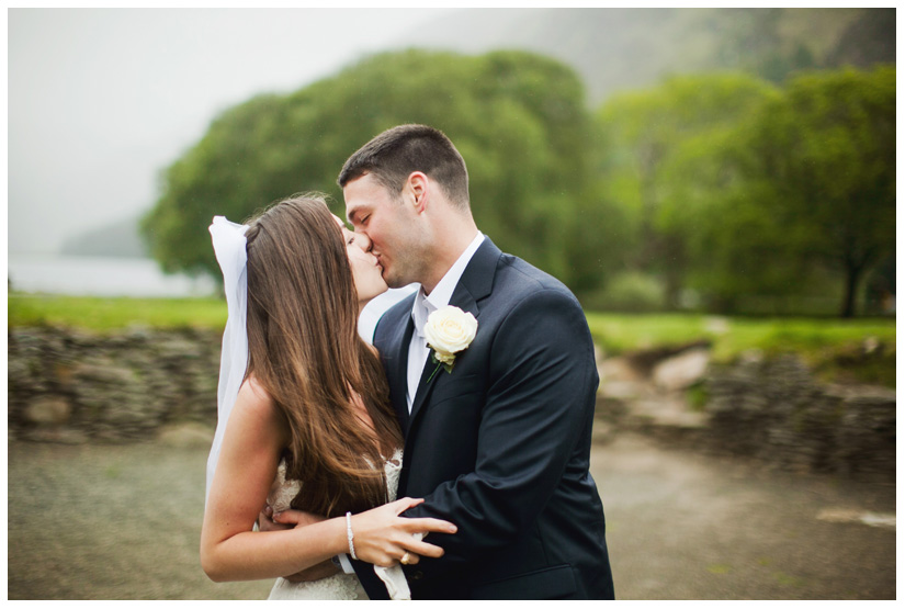 destination wedding of Erin Mazur and Tyler Hufstetler in Dublin Ireland by destination wedding photographer Stacy Reeves