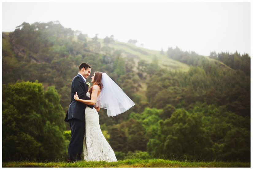 destination wedding of Erin Mazur and Tyler Hufstetler in Dublin Ireland by destination wedding photographer Stacy Reeves