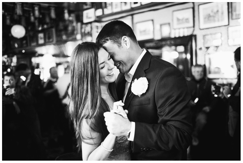 first dance of Erin Mazur and Tyler Hufstetler at Temple Bar in Dublin Ireland by destination wedding photographer Stacy Reeves