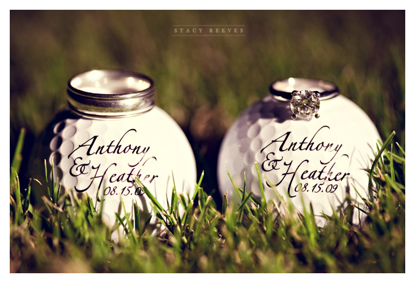 wedding photos of Heather Patterson and Anthony Simon at the Shadow Hawk Golf Club at the Houstonian Golf and Country Club in Richmond Texas by Dallas Wedding Photographer Stacy Reeves