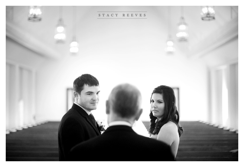 Holly Harlan and Shane intimate Houston wedding elopement at Briscoe Manor by Dallas wedding photographer Stacy Reeves