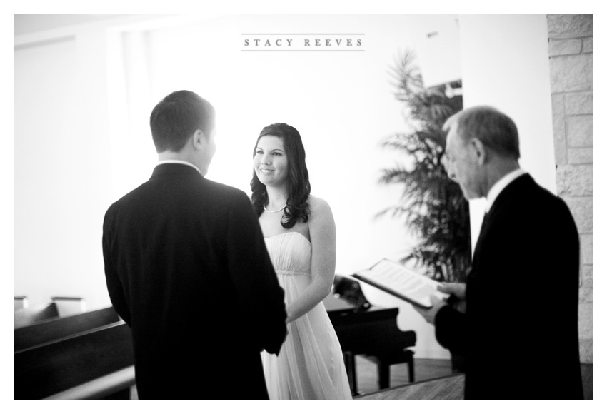 Holly Harlan and Shane intimate Houston wedding elopement at Briscoe Manor by Dallas wedding photographers Stacy Reeves