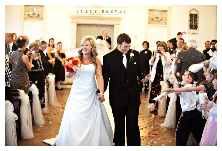 wedding of Jenny Burdett and Casey Fain at Ever After Chapel in Aubrey Texas by Dallas wedding photographer Stacy Reeves