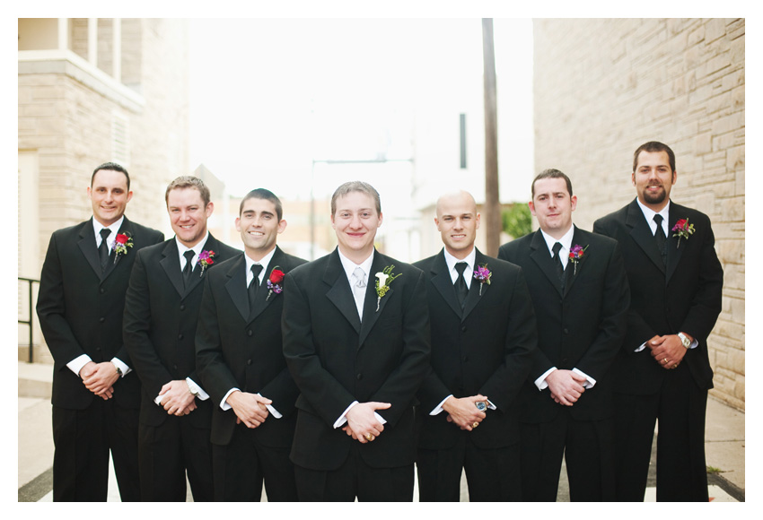 Midland Odessa wedding photography of Julie Lasater and Colin Beal by Dallas wedding photographer Stacy Reeves