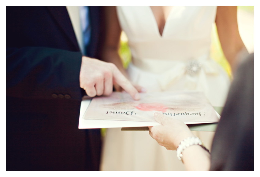 elopement intimate wedding photography at Lakeside in Highland Park by Fort Worth wedding photographer Stacy Reeves