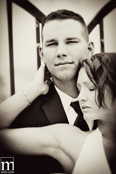 Wedding ceremony and reception of Jena Rhine and Justin Miller at the Forum in Whitney Texas by Dallas wedding photographer Stacy Reeves
