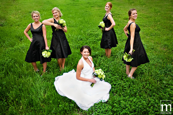 Wedding ceremony and reception of Jena Rhine and Justin Miller at the Forum in Whitney Texas by Dallas wedding photographer Stacy Reeves