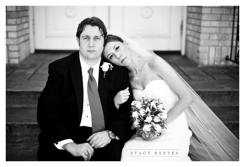 Aggie wedding photography of Lisa Kirk and Grant Speer in Ennis Texas by Dallas wedding photographer Stacy Reeves