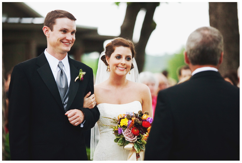 wedding photos of Lauren Poole and Jeff Gunter at OW Ranch in Granbury Texas by Dallas wedding photographer Stacy Reeves