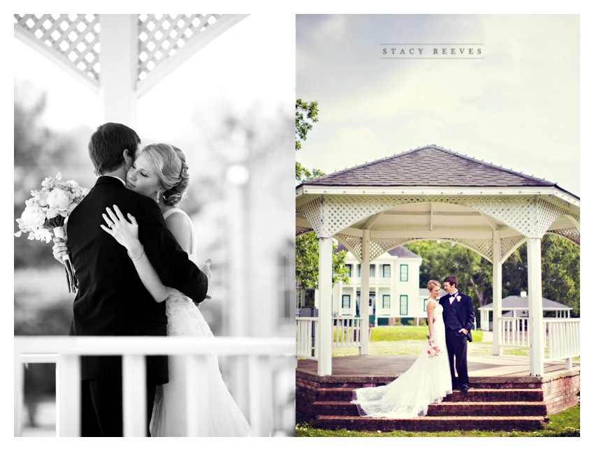 Photos of the southern shabby chic vintage wedding of Rebecca Becca Weathers and Erik Fite at the Carnegie Library in historic downtown Jefferson by Dallas wedding photographer Stacy Reeves