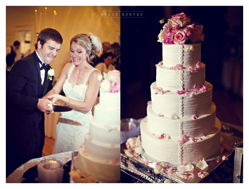 Photos of the southern shabby chic vintage wedding of Rebecca Becca Weathers and Erik Fite at the Carnegie Library in historic downtown Jefferson by Dallas wedding photographer Stacy Reeves