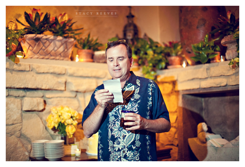 Joe T. Garcia mexican restaurant wedding in Fort Worth Texas by Dallas wedding photographer Stacy Reeves