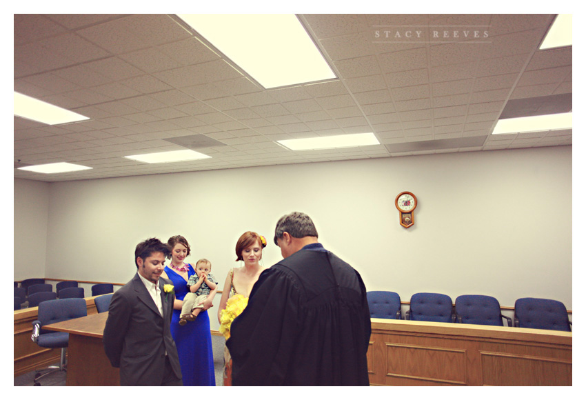 Courthouse Justice of the Peace City Hall wedding in Frisco Texas by Dallas wedding photographer Stacy Reeves