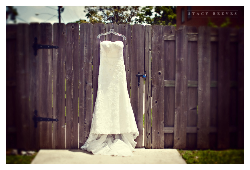 wedding of Stacy Bilnoski and John Matthew McEnaney in Houston by Dallas wedding photographer Stacy Reeves