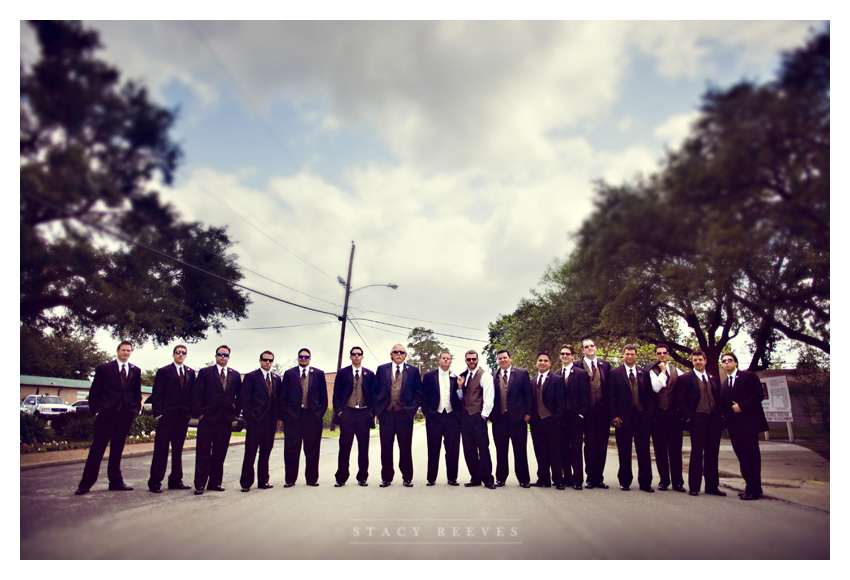 wedding of Stacy Bilnoski and John Matthew McEnaney in Houston by Dallas wedding photographer Stacy Reeves