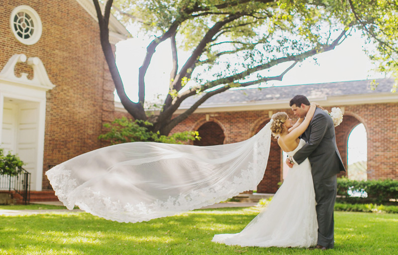 Dallas and Paris Destination wedding photographer Stacy Reeves