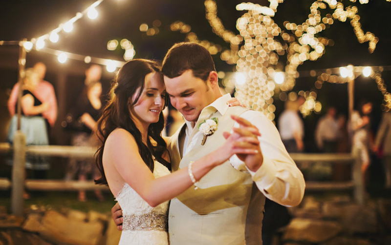 Dallas and Paris Destination wedding photographer Stacy Reeves